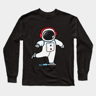 Astronaut at ice skating with ice skates Long Sleeve T-Shirt